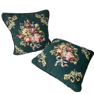 Set of 2 Steinwinder Woolen Needlepoint Pillows Green Background Black Backing